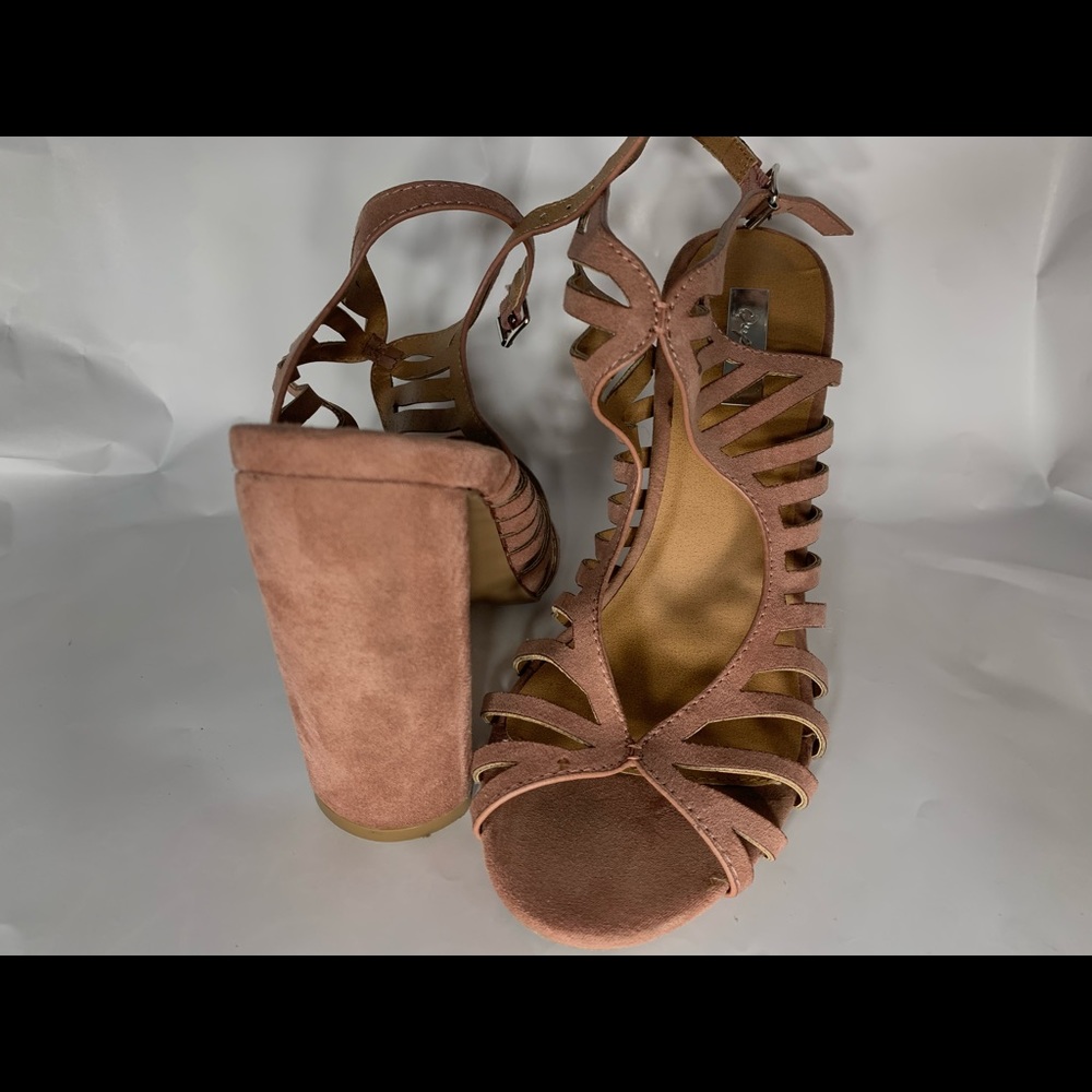Mauve heels